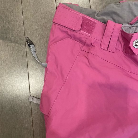 Northface Hyvent Multipocket Ski Pants - Pink (M) - Picture 3 of 10